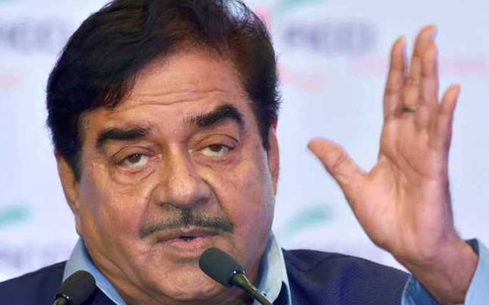 Shatrughan Sinha on #MeToo movement: Behind every successful man's fall, is a woman