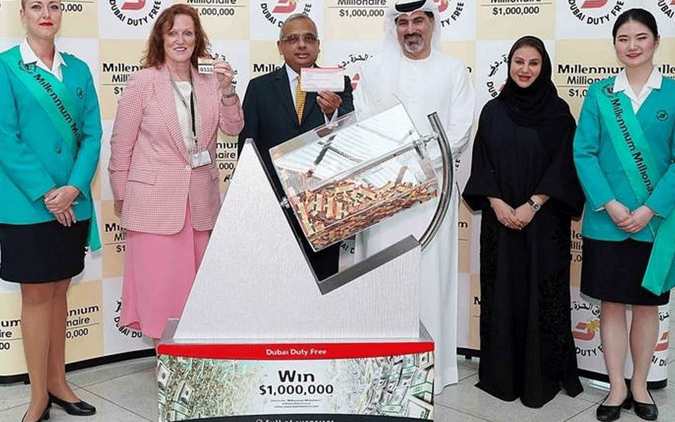9-yr-old Indian girl wins USD 1 million jackpot in Dubai, She won a car in 2013