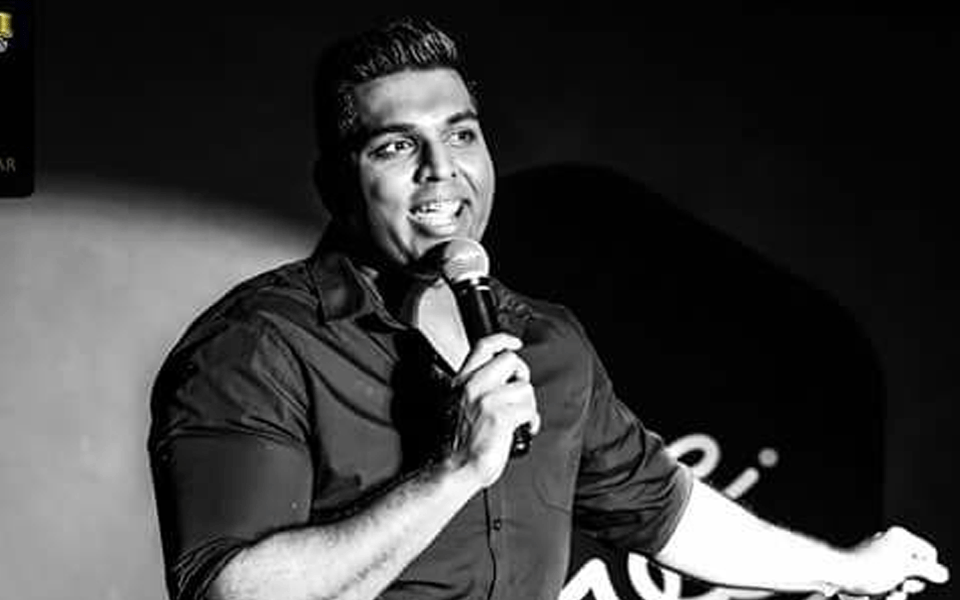 Indian-origin stand-up comedian dies while performing in Dubai