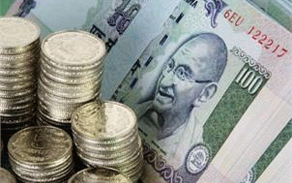 Rupee Slips Below 81 Mark Against US Dollar For First Time In Early Trade