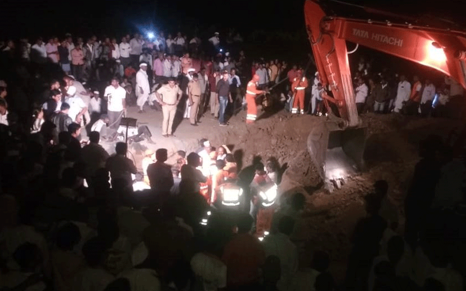 Six-year-old boy falls into borewell, rescue operation on