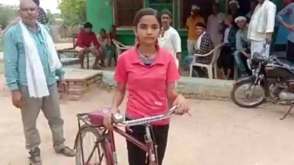 MP girl attends school by cycling 24 km a day, secures 98.7% in class X exams