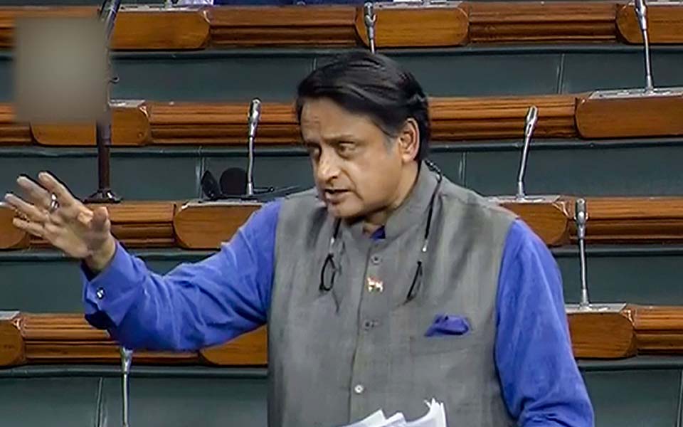 It will reduce India to Hindutva version of Pakistan: Shashi Tharoor on Citizenship (Amendment) Bill