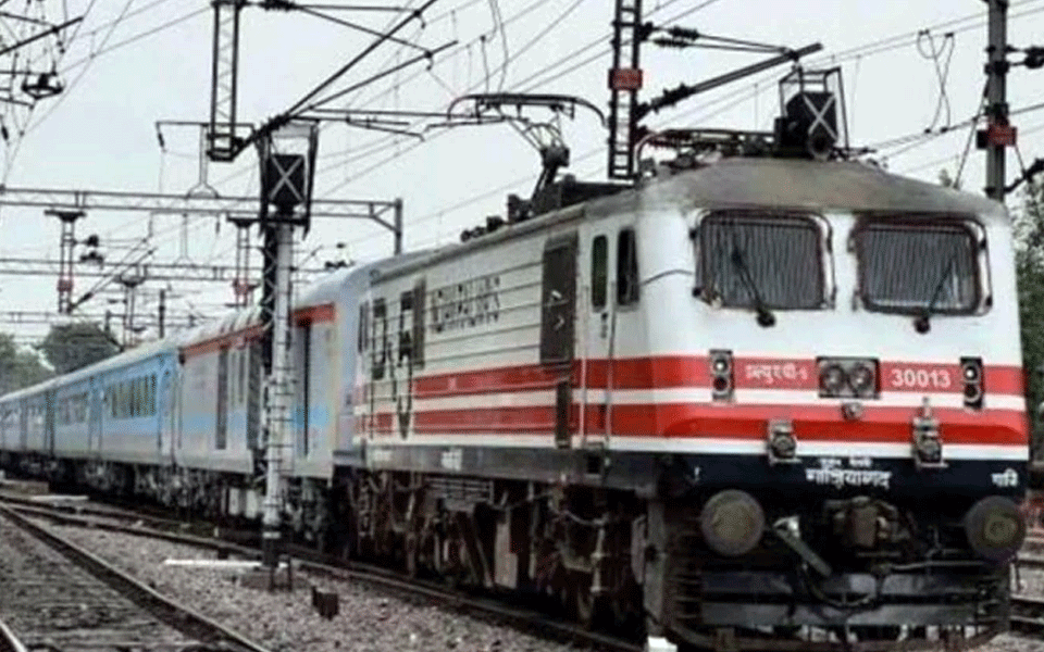Not privatising Railways; only outsourcing some services: Govt