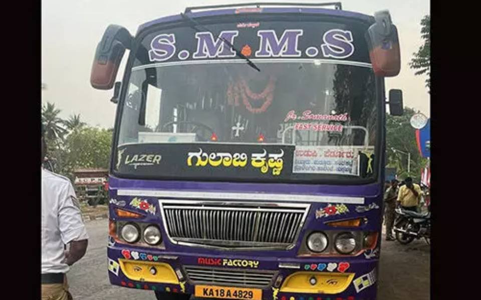 Private bus rams into bike on Udupi NH 66, rider killed on the spot