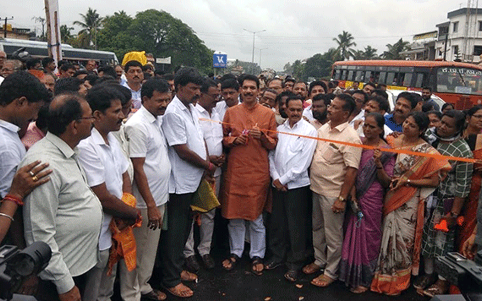 Mangaluru: Eight years after beginning construction work, Thokottu flyover finally inaugurated
