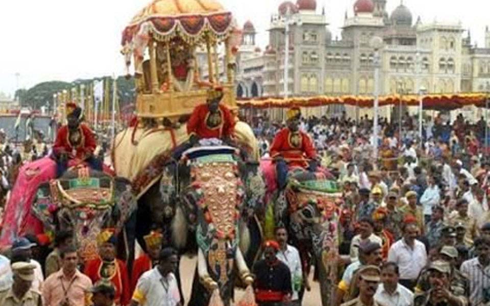 Dasara holidays in Dakshina Kannada from October 1: MLA Vaedavyas Kamath