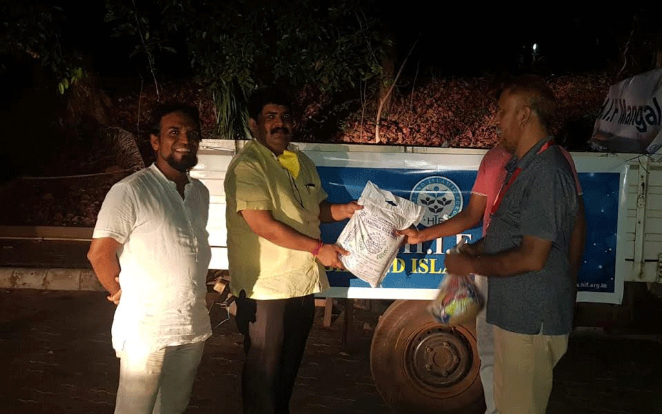 HIF Joins Hands with the Local Authorities to Distribute COVID-19 Emergency Ration Kits to the poor