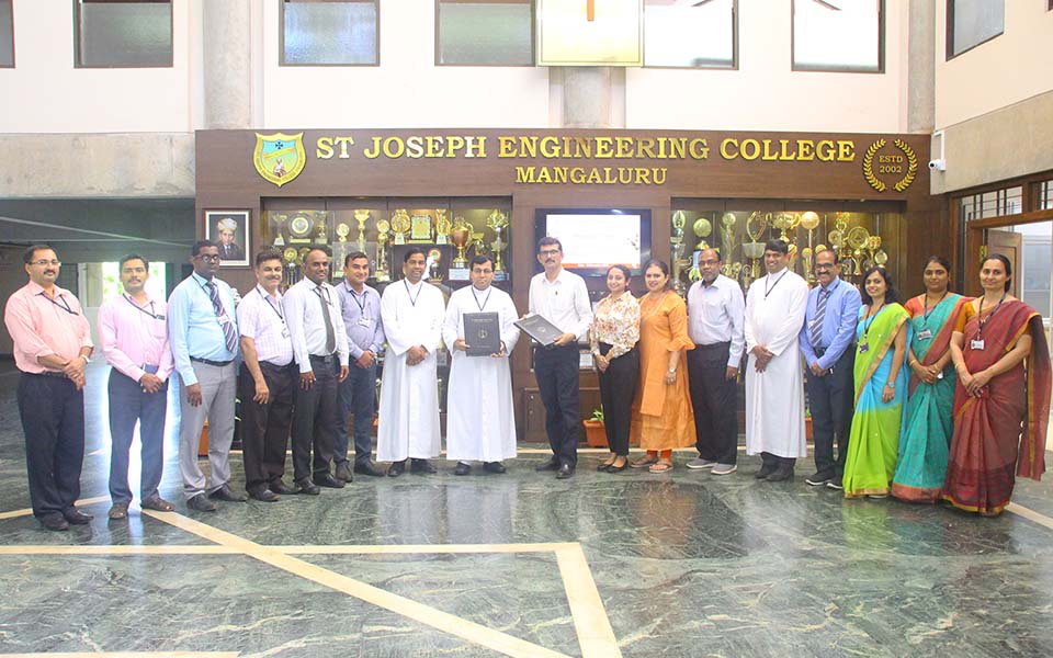 St Joseph Engineering College signs MoU with KCCI to Strengthen Industry Connect