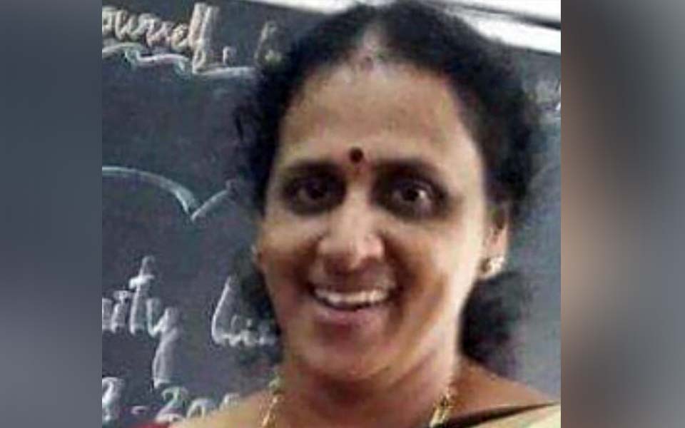 School teacher killed, auto driver injured, in horrific road accident in Mangaluru