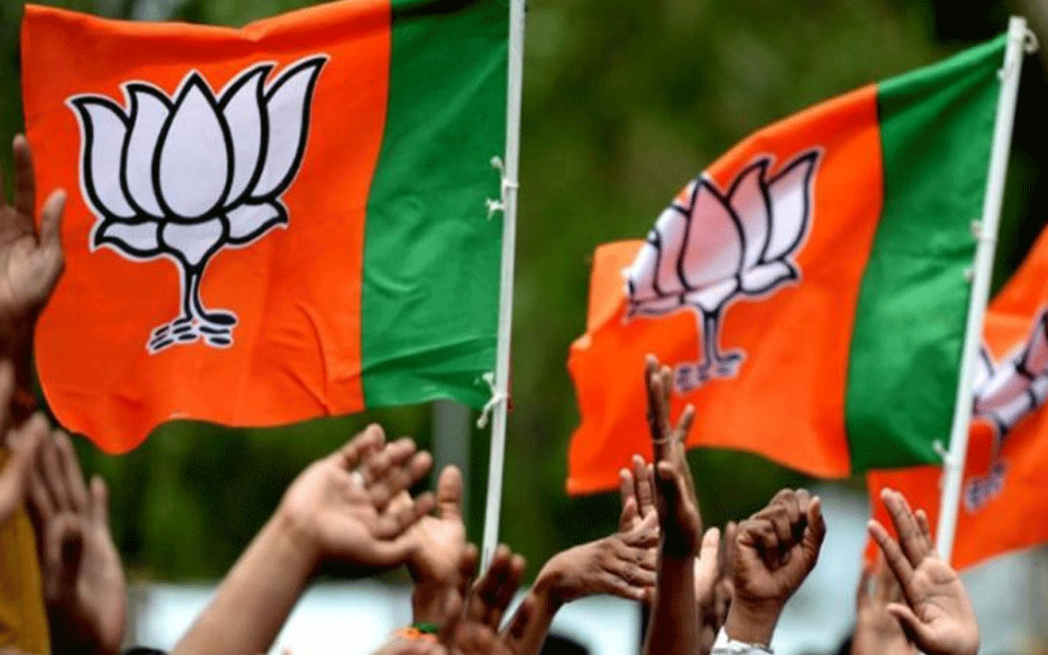 Police shut down BJP IT Cell's Call Center which was operating in govt building