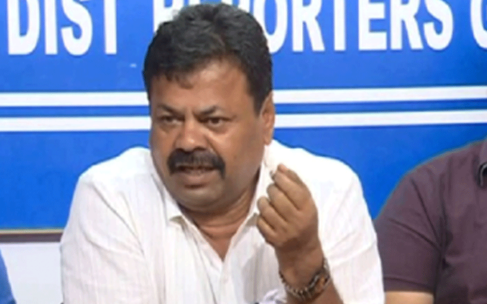 BJP MLA Renukacharya calls Muslims 'traitors', says will use their fund for welfare of Hindus