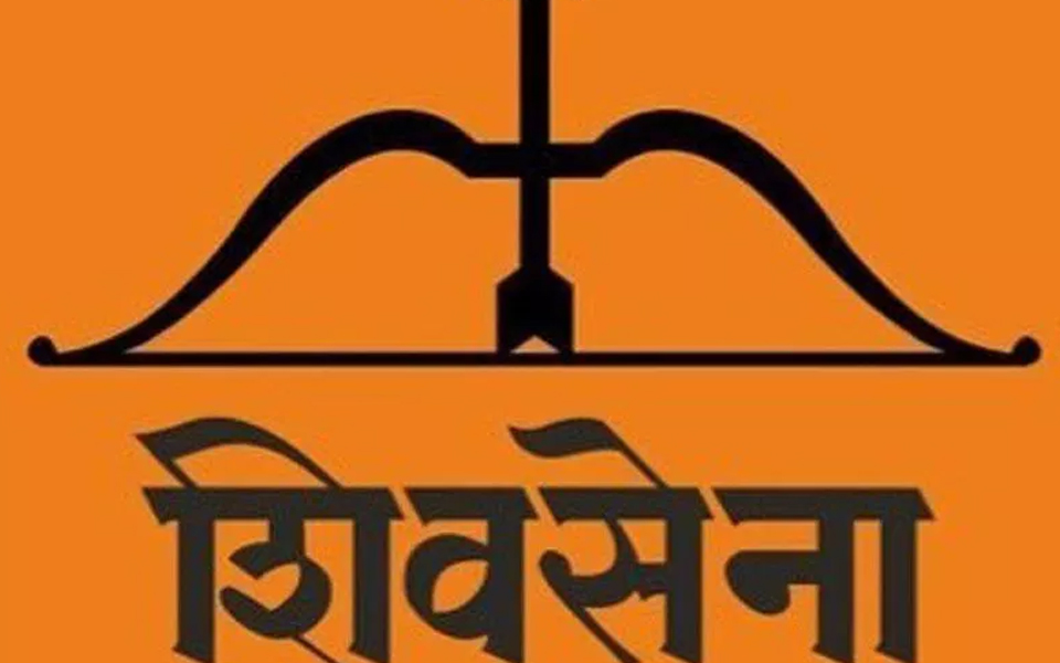 Fuel rate cut grossly insufficient: Shiv Sena