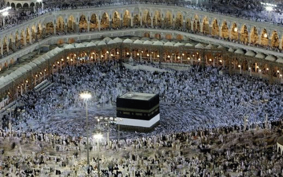 Saudi Arabia halts travel to Islam's holiest site over virus