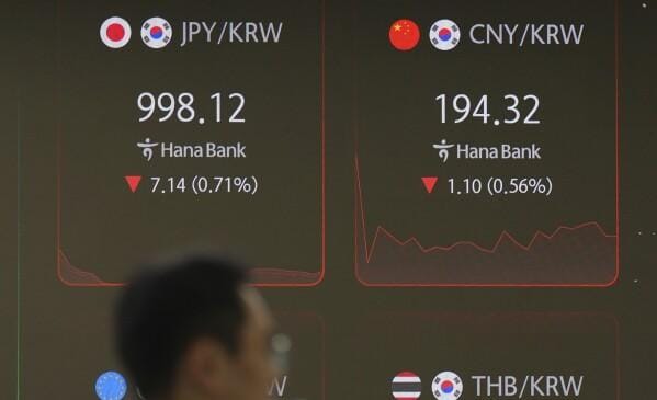 Asian shares mark moderate gains in face of anxiety over Trump's trade war