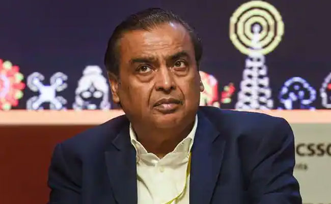 Industrialist Mukesh Ambani gets death threat via email with demand for Rs 20 crore; case filed