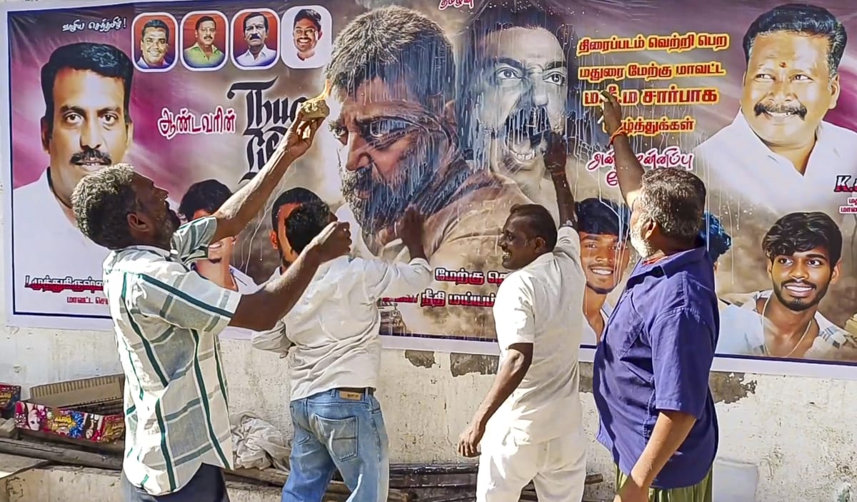 Kamal Haasan's fans from Bengaluru go to Hosur to watch 'Thug Life' 
