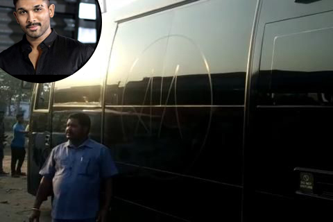Actor Allu Arjun's vanity van damaged in road mishap in Telangana
