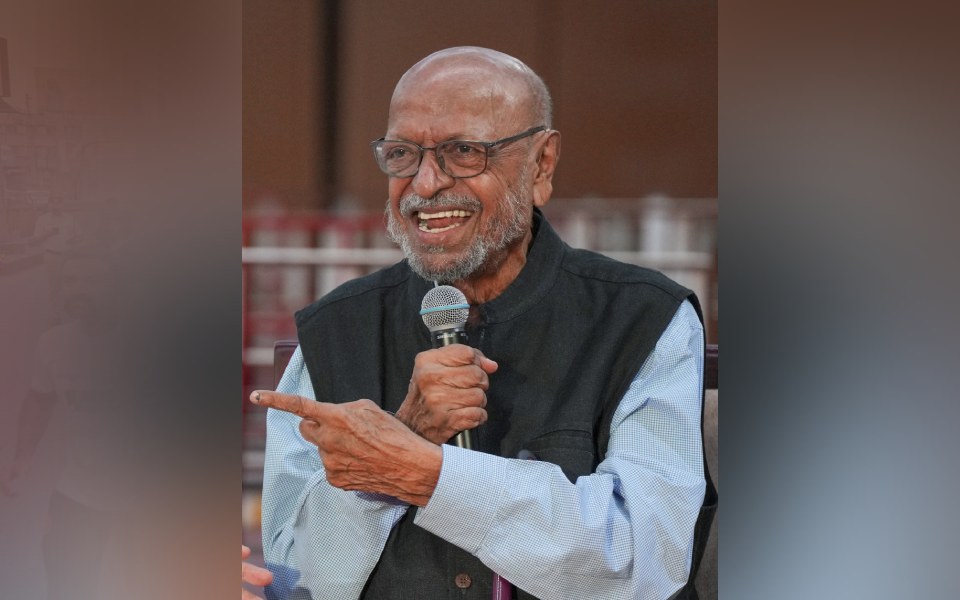 Veteran filmmaker Shyam Benegal passes away at 90