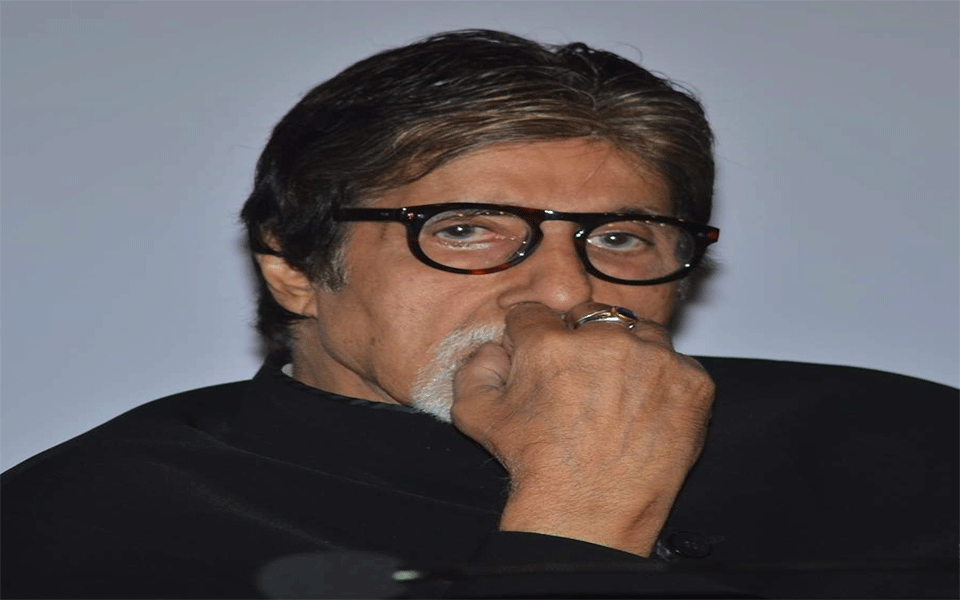 Big B loses over 4 lakh followers on Twitter, SRK, Salman over 3 lakh