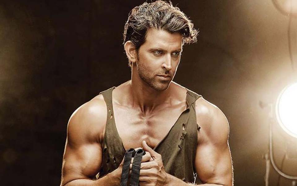Hrithik Roshan voted sexiest Asian male of the decade in UK poll