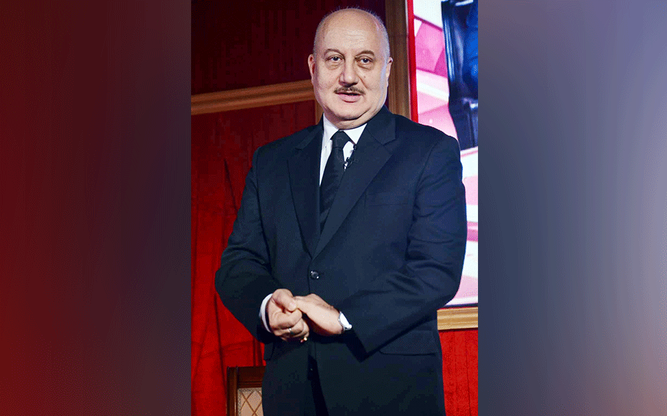 Was amused, confused to bag Manmohan Singh's role: Anupam Kher