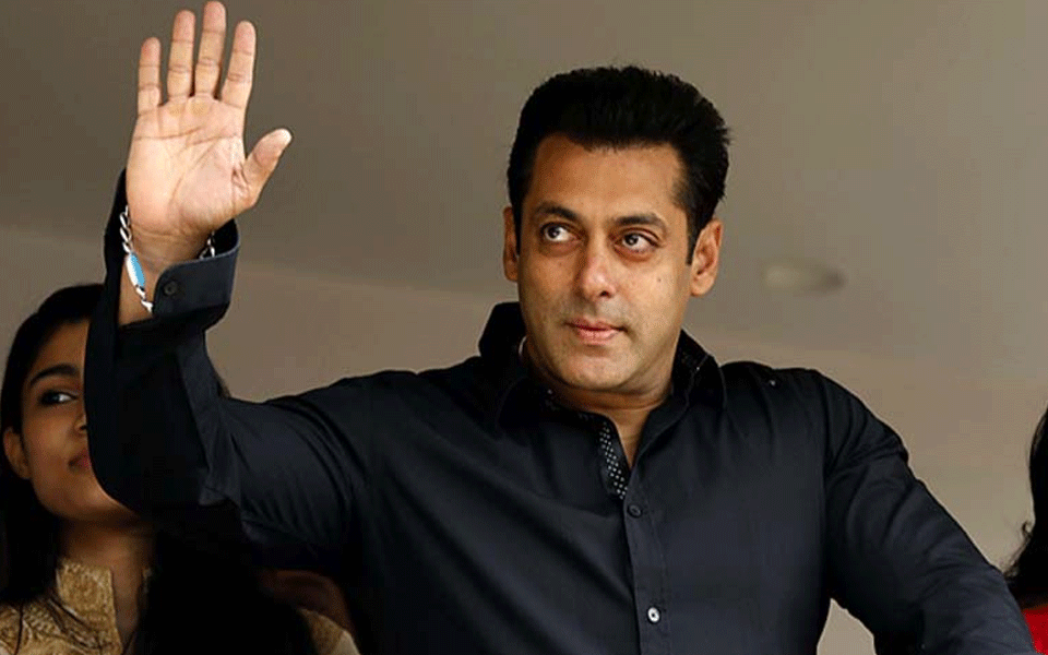 Case filed against Salman Khan, 'Love Yatri' team in Bihar