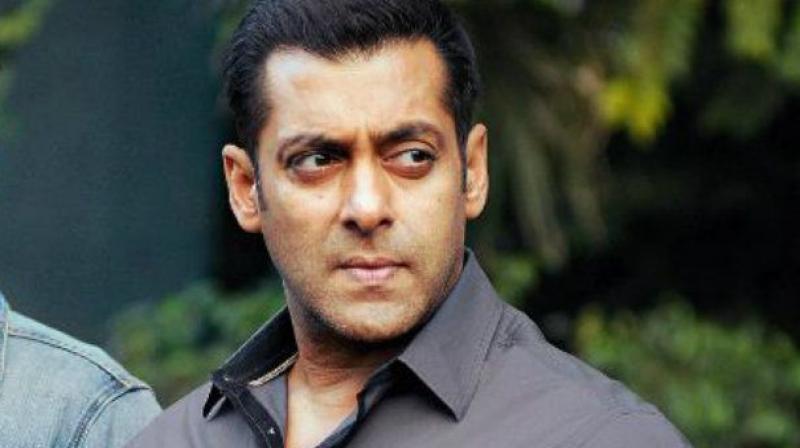 Threat letter to actor Salman Khan, his father; Mumbai cops register FIR
