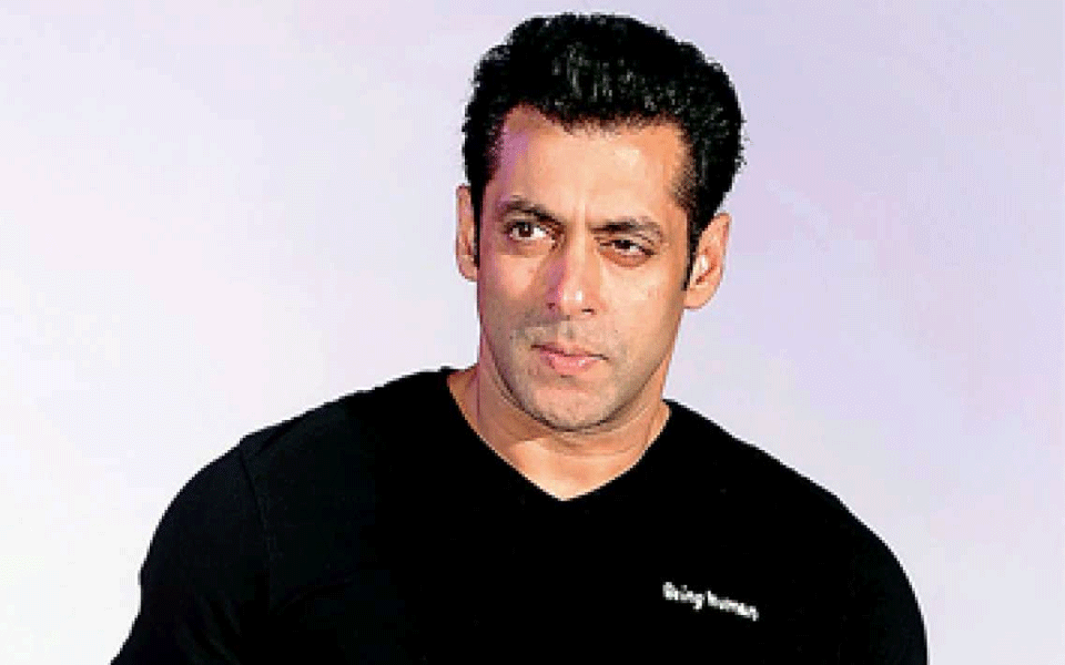 I'm not campaigning for any political party: Salman Khan amid Congress' claim