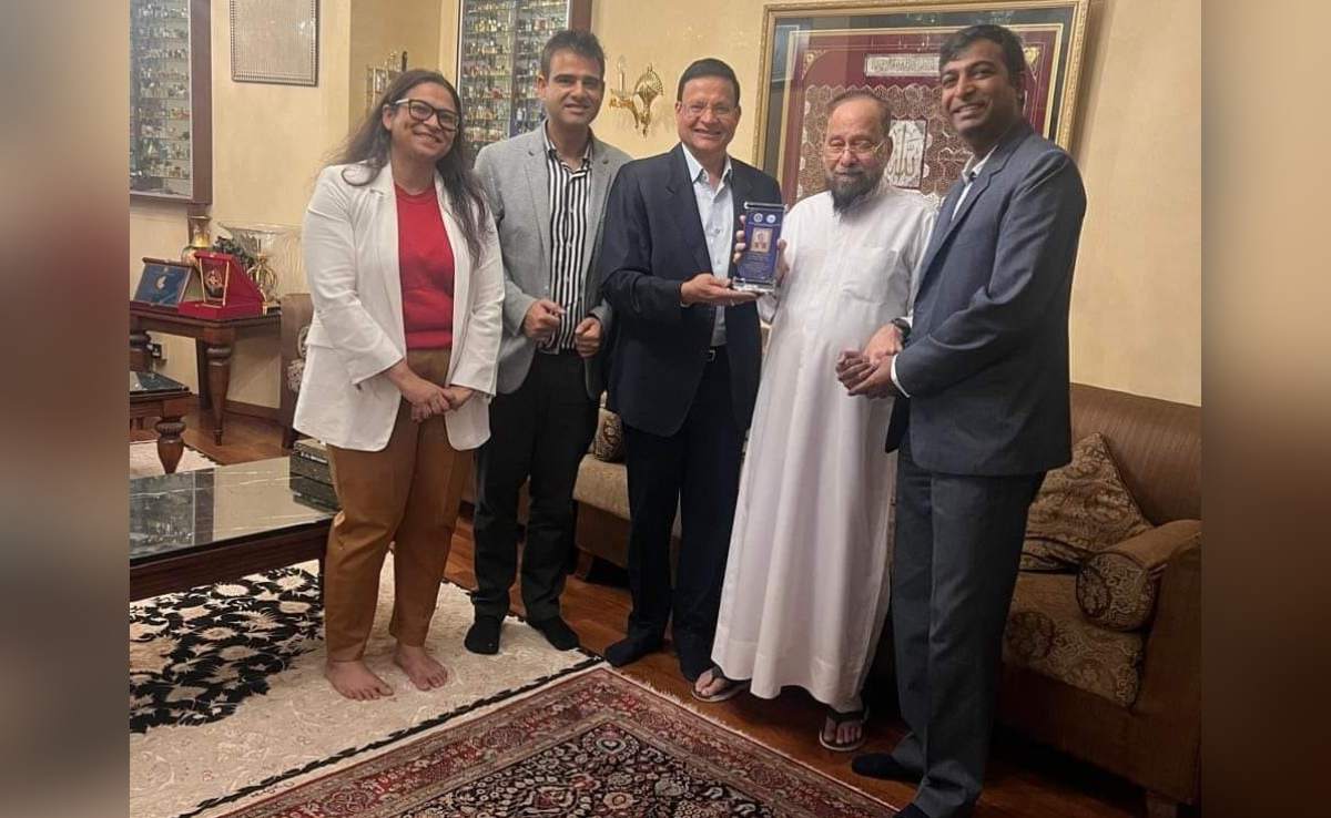 ICAI Dubai Chapter officials honor prominent Kannadiga NRI SM Syed Khalil