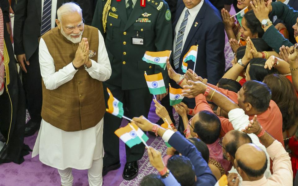 PM Modi cuts short Saudi visit after terror attack in J-K: Govt sources