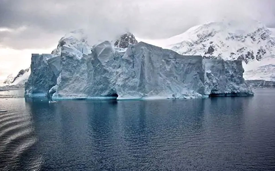UAE to tow Antarctic icebergs for water need by early 2020