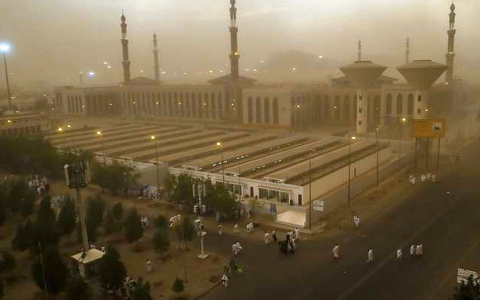 Saudi Arabia warns possible floods in Makkah