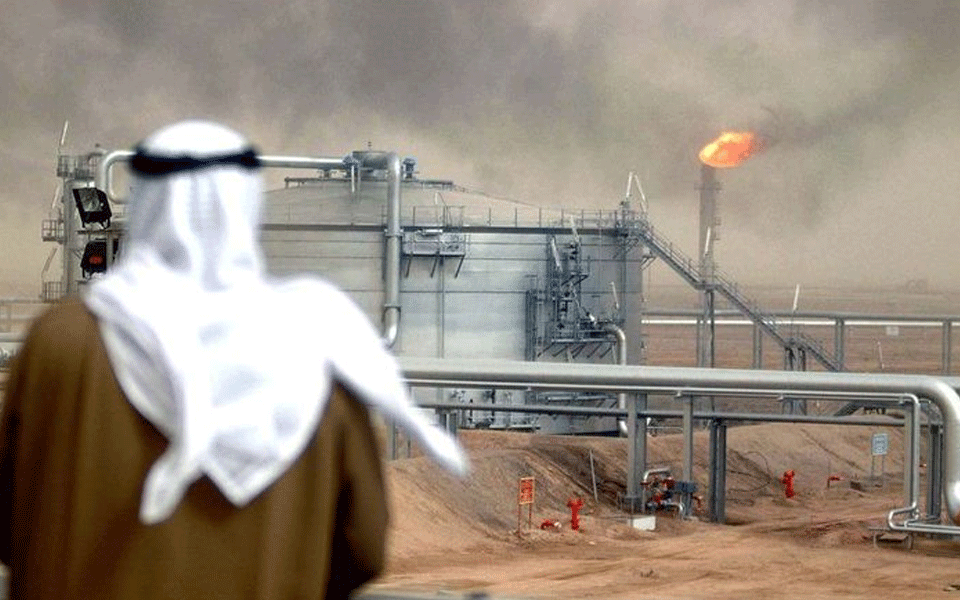 Saudi minister calls for 1 million barrels per day global oil output cut