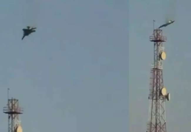 Kuwait's Defence Ministry says 'several' US warplanes crashed in country, all crew survived