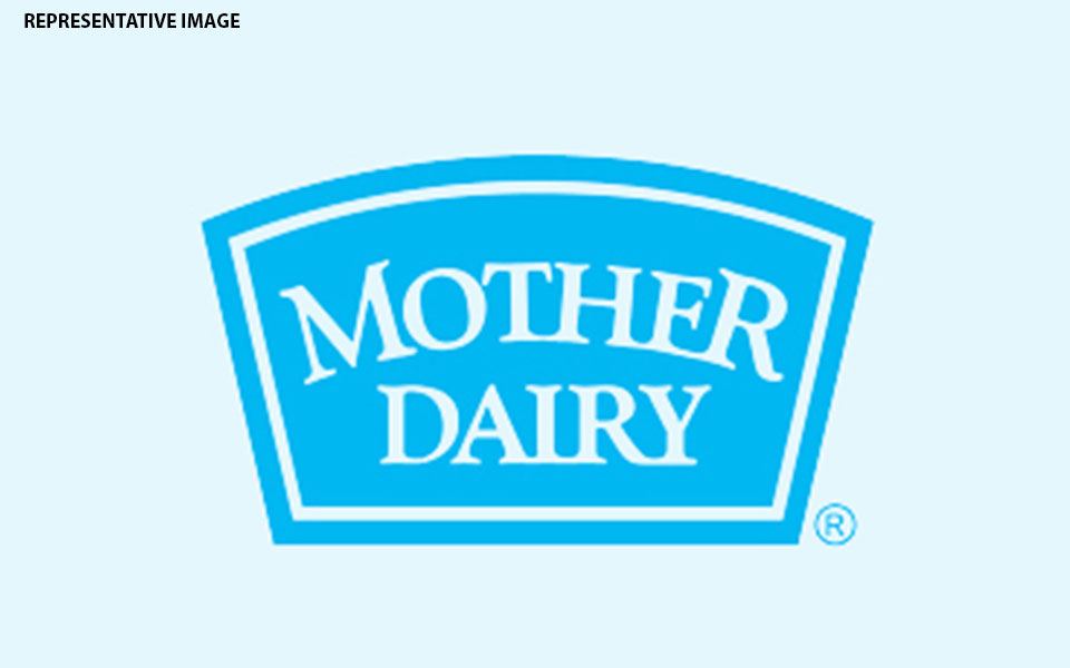 Amul, Mother Dairy milk samples tested sub-standard: Delhi minister