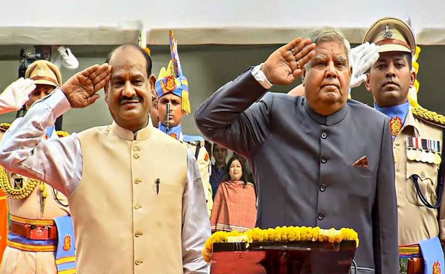 RS chairman hoists national flag at new Parliament building