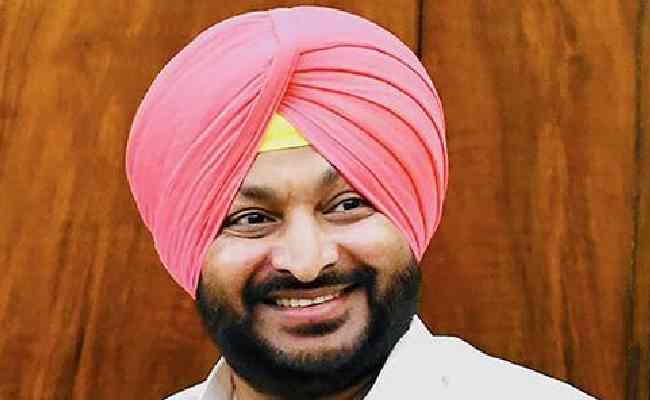 Congress should protest against Rahul Gandhi, says Union Minister Ravneet Singh Bittu