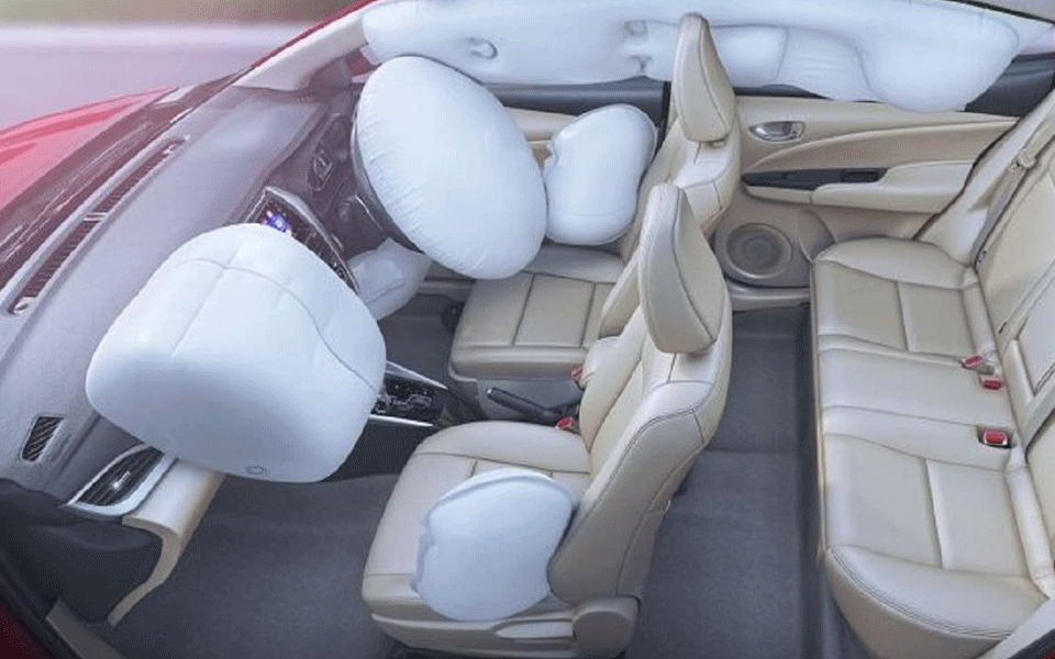 Minimum 6 airbags to be made mandatory in vehicles carrying up to 8 passengers from Oct: MoRTH