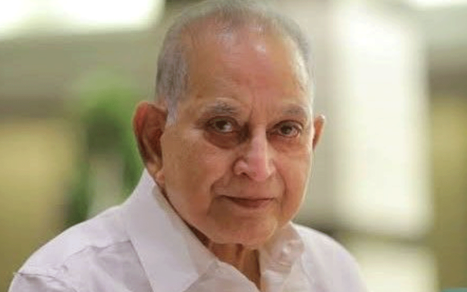 Veteran Telugu actor Krishna passes away, industry mourns