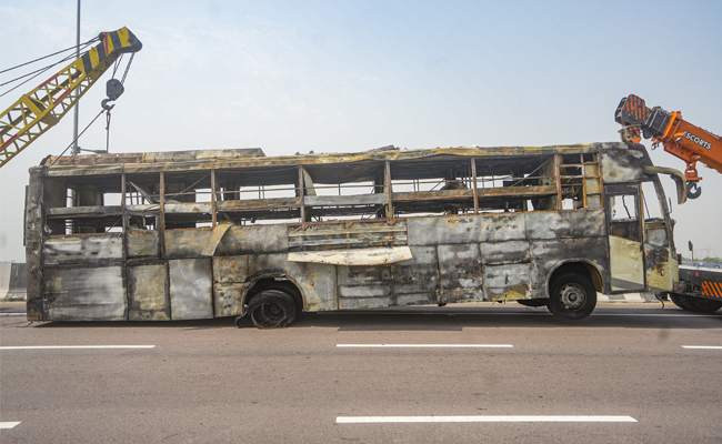 Five killed as moving bus catches fire in Lucknow