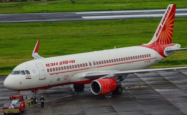 Air India plane suffers tech glitch at Mumbai airport