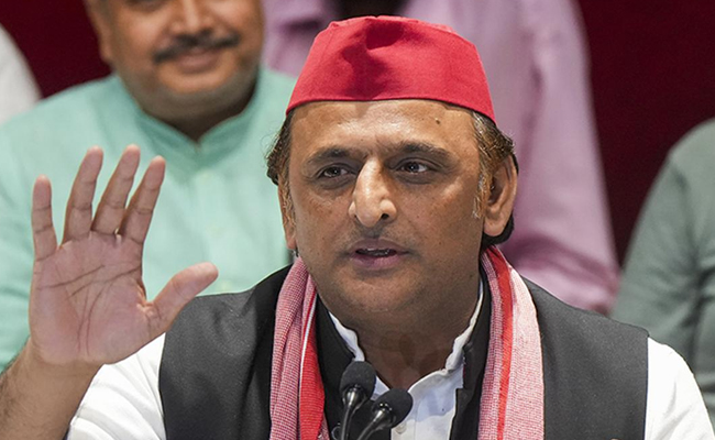 Akhilesh claims BJP failed to ensure women's safety in UP, just raised slogans