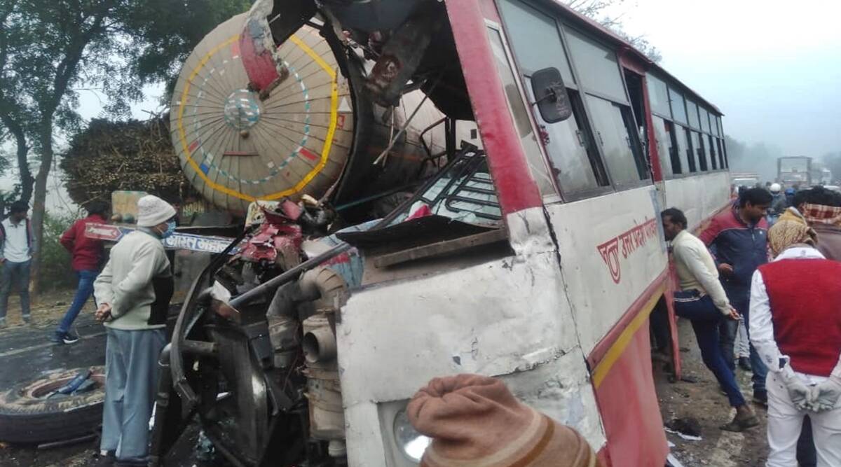 Eight dead, 21 injured as bus collides with gas tanker in UP's Sambhal