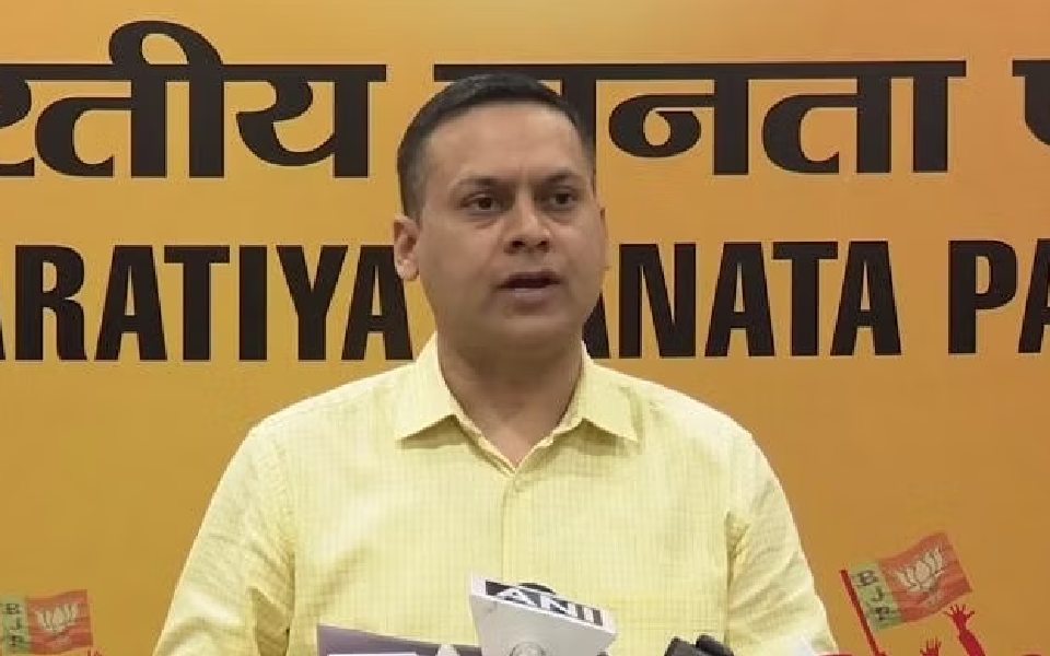 WBCPCR issues show-cause notice to BJP leader Amit Malviya over minor’s identity disclosure