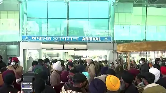 Probe ordered after large number of passengers test Covid positive at Amritsar international airport
