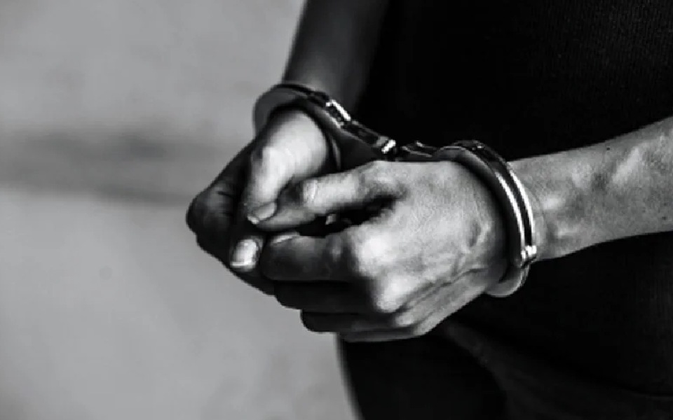 Maharashtra: Govt surveyor caught taking Rs 50,000 bribe in Raigad district