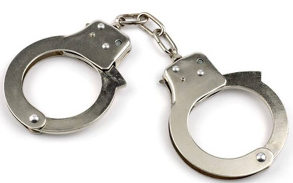 Man held in Surat for spying on Indian Army for Pakistan's ISI: Police