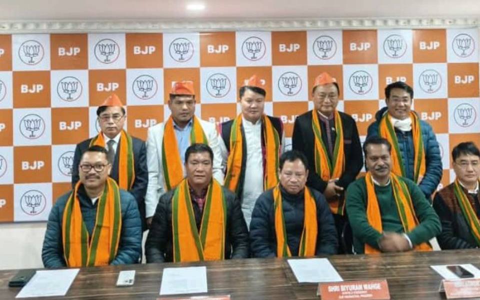 4 MLAs join BJP in Arunachal Pradesh