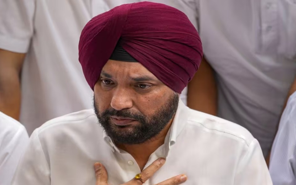 Have only resigned as Delhi Congress chief, not joining any political party: Arvinder Singh Lovely